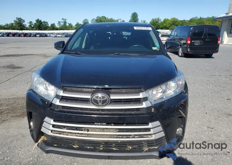 2018 Toyota Highlander Le из США, поврежденный, VIN 5TDBZRFH1JS815242